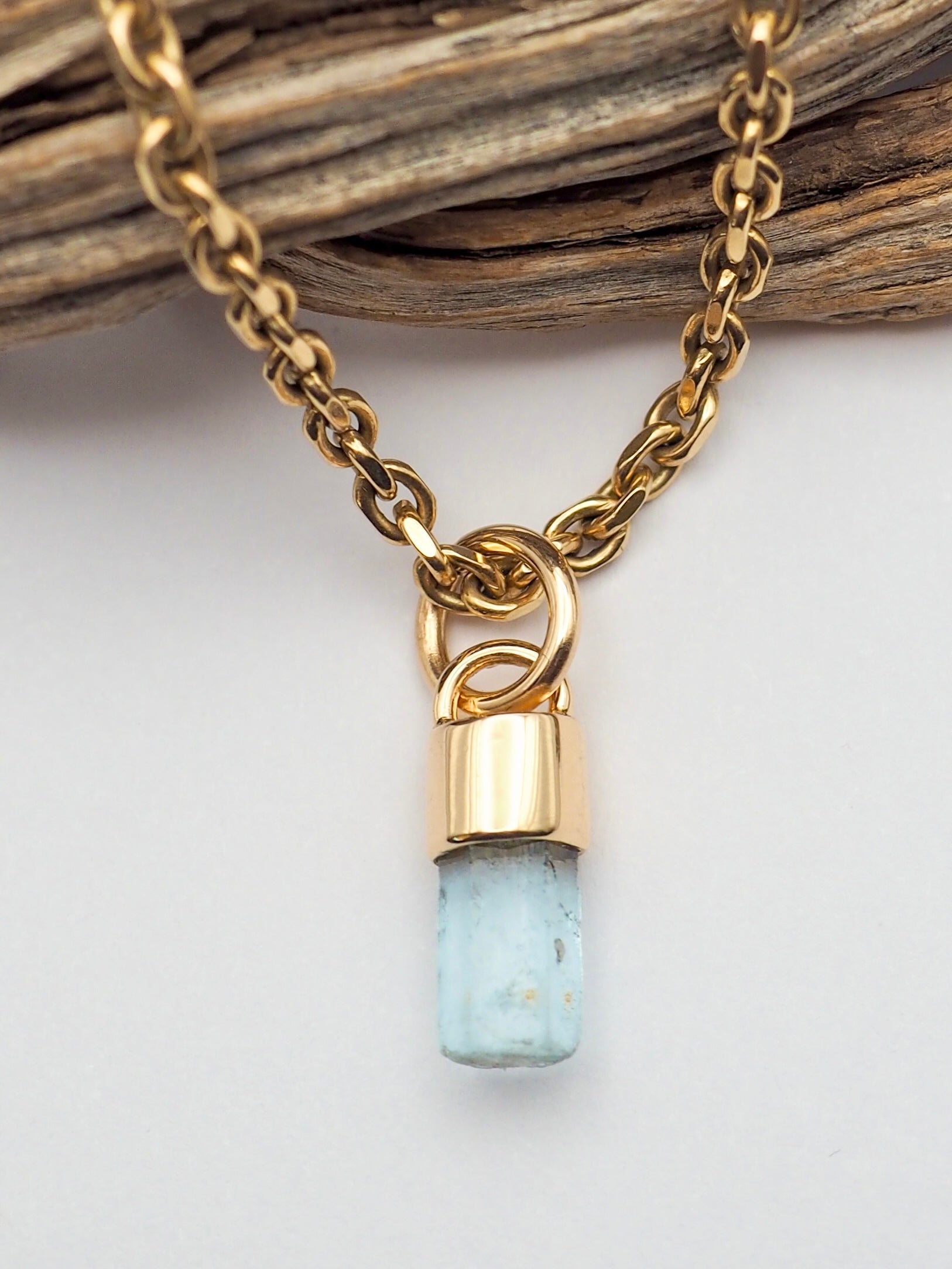 Namibian Aquamarine 14k Gold Pendant