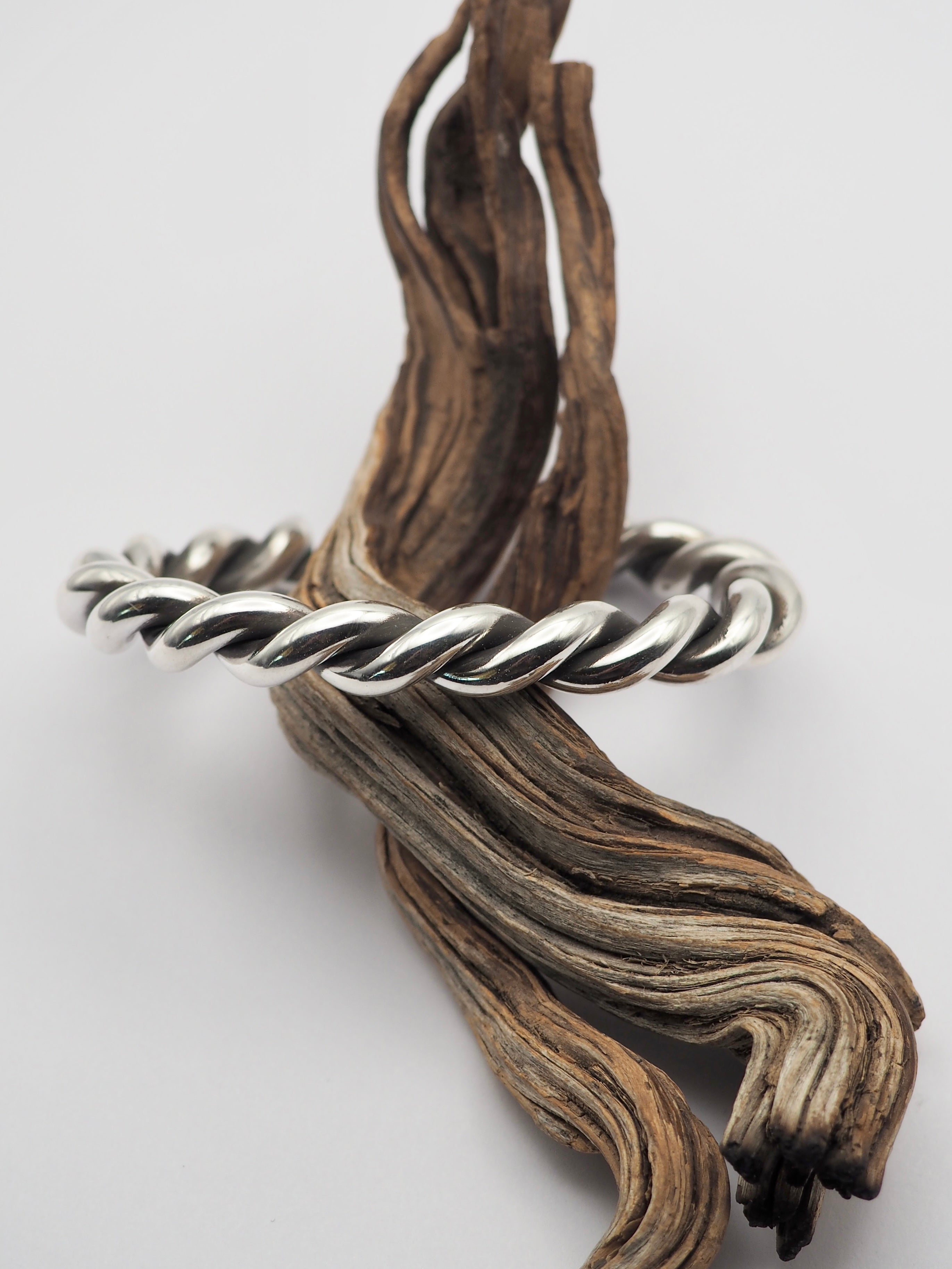 6g Fine Silver Twist Cuff XS