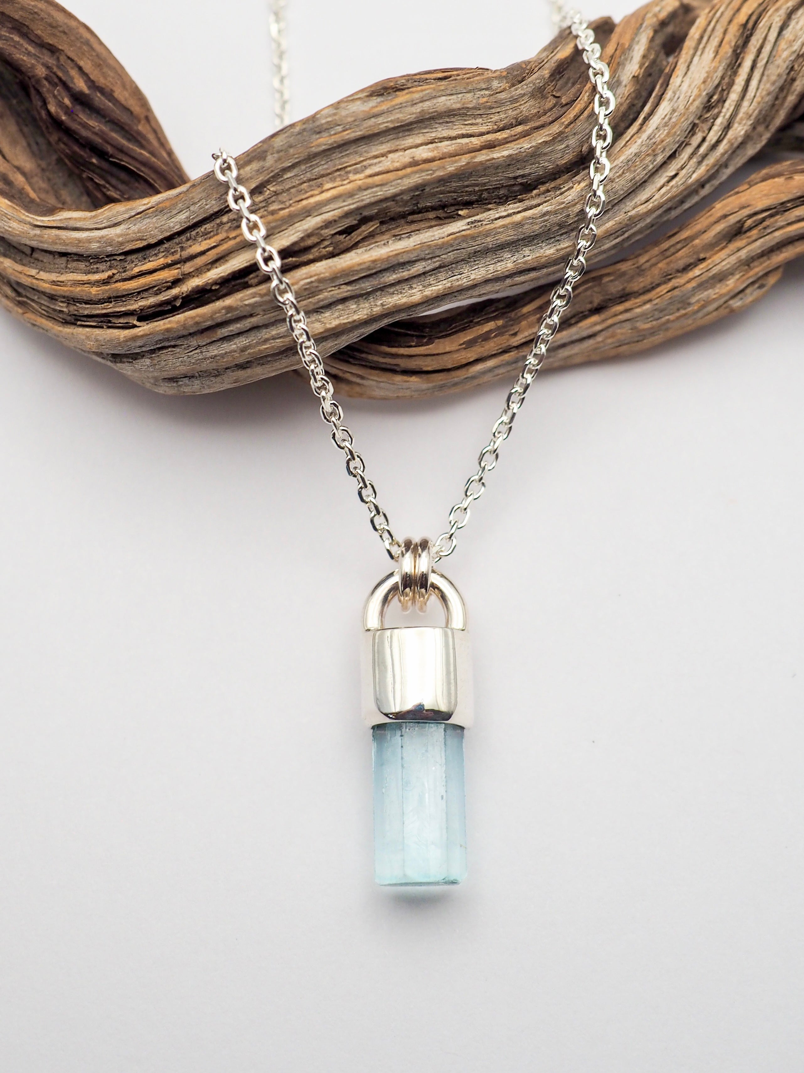 Gem Vanadium Beryl Talisman Necklace