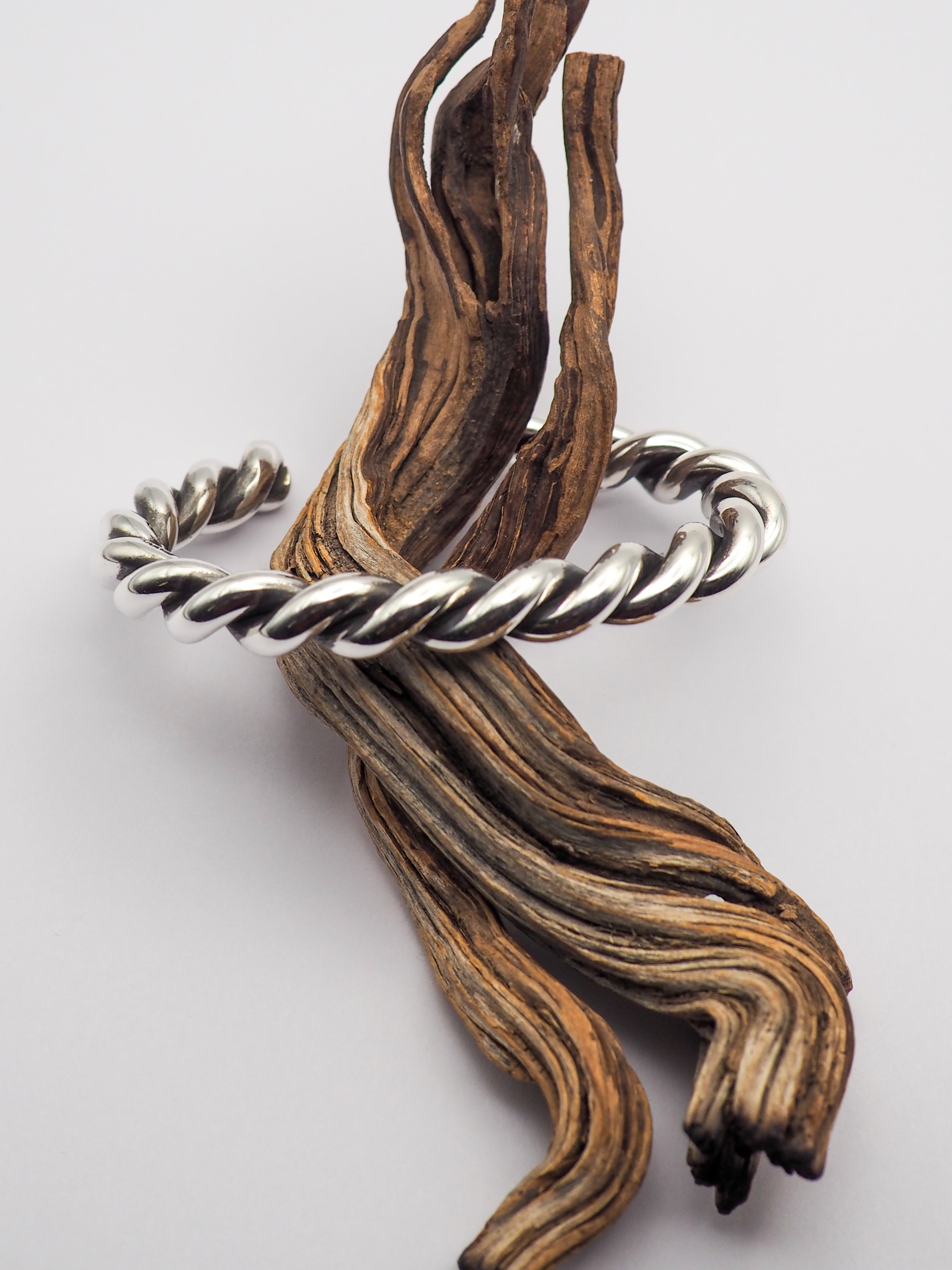 6g Fine Silver Twist Cuff S/M