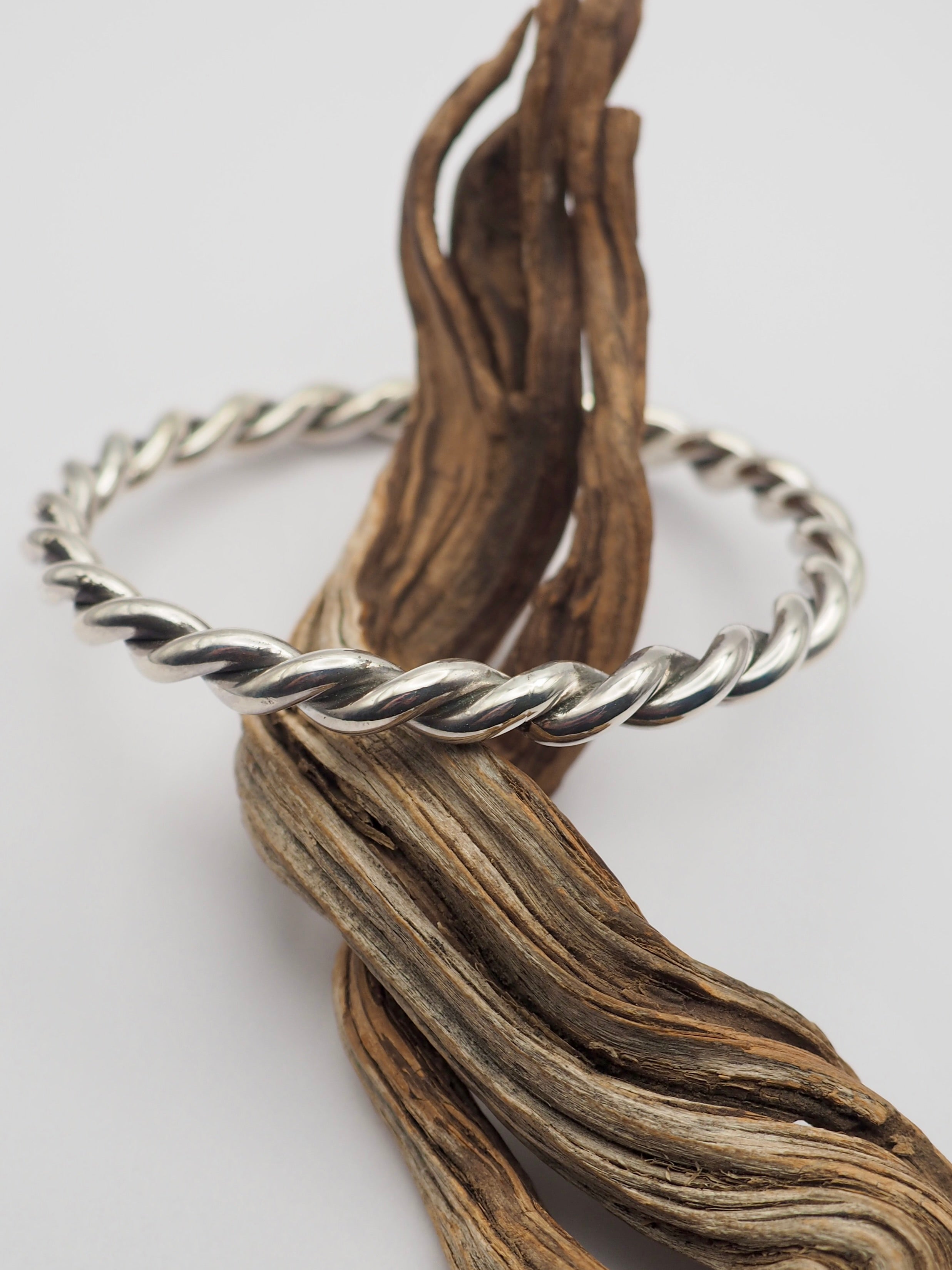 8g Sterling Silver Twist Bangle XS