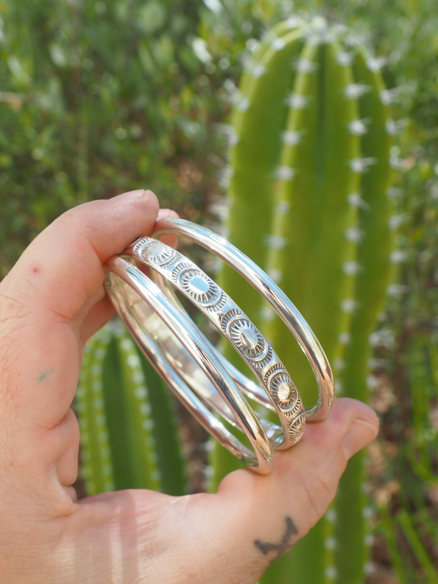 MTO Smooth 6g Round Bangle