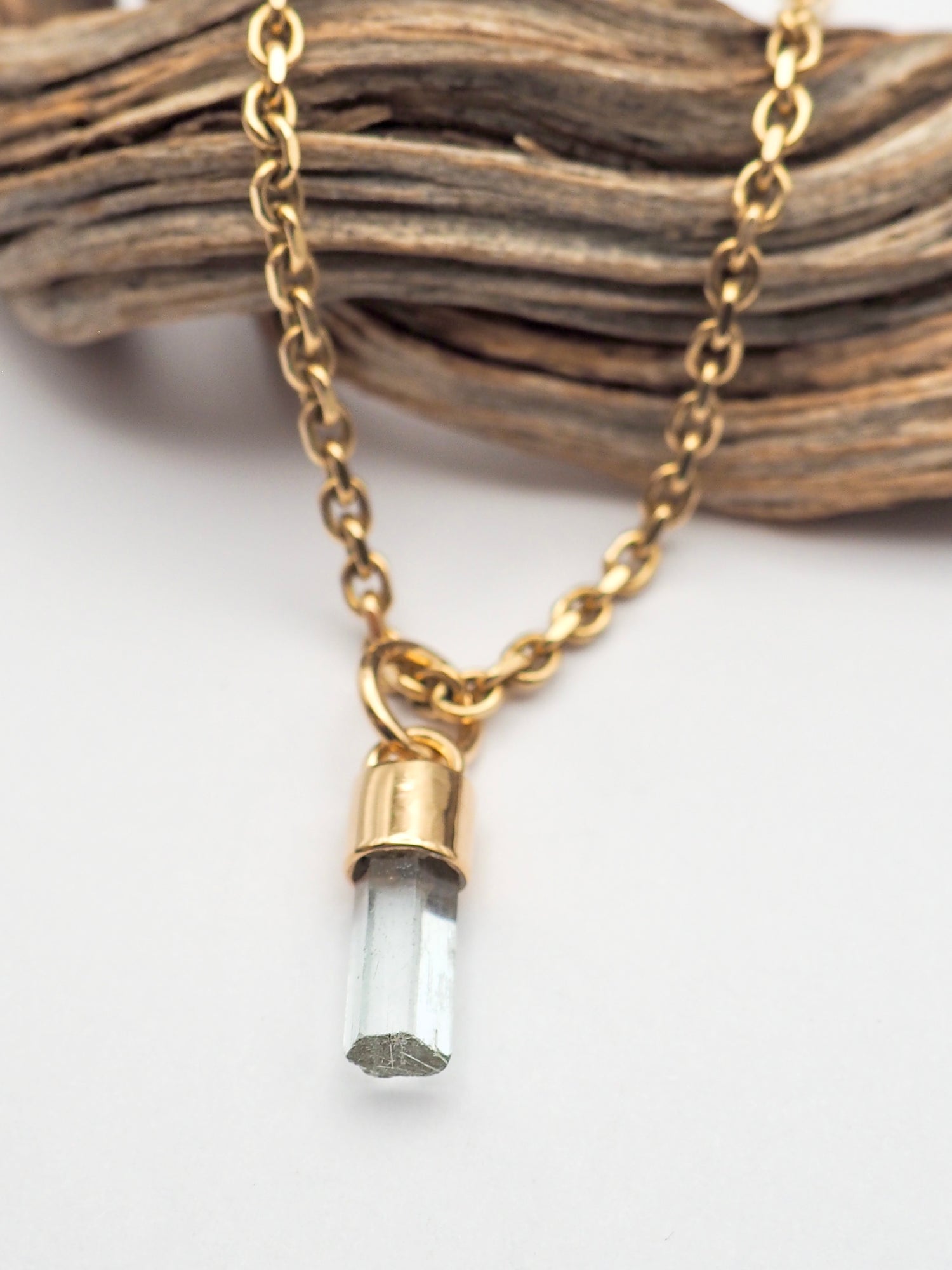 Aquamarine 14k Gold Pendant