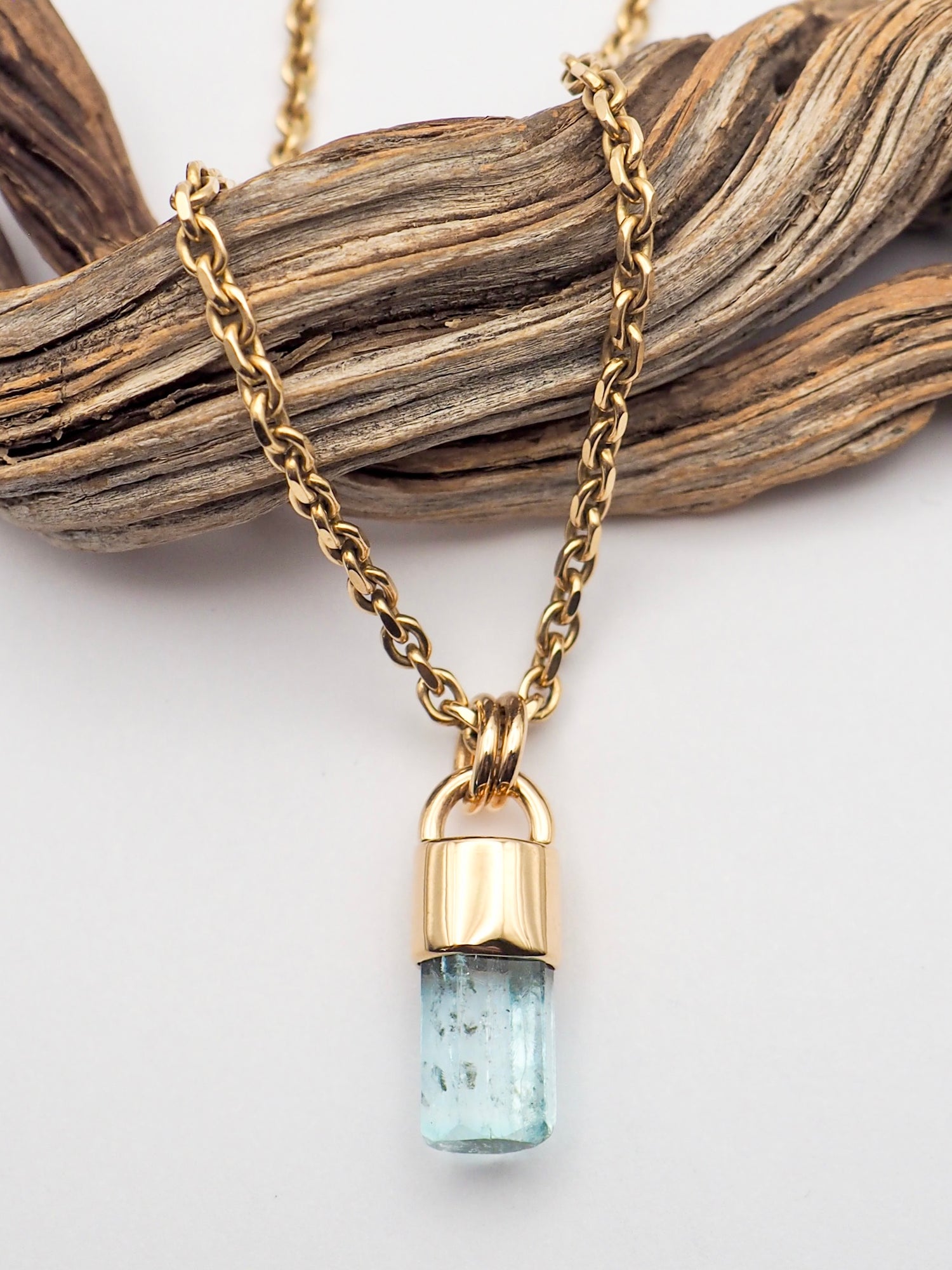 Gem Vanadium Beryl 14k Gold Pendant