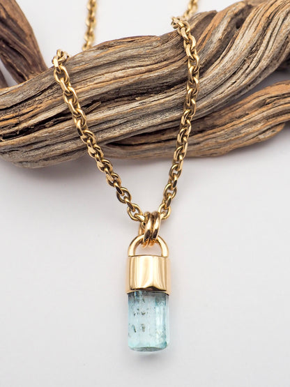 Gem Vanadium Beryl 14k Gold Pendant