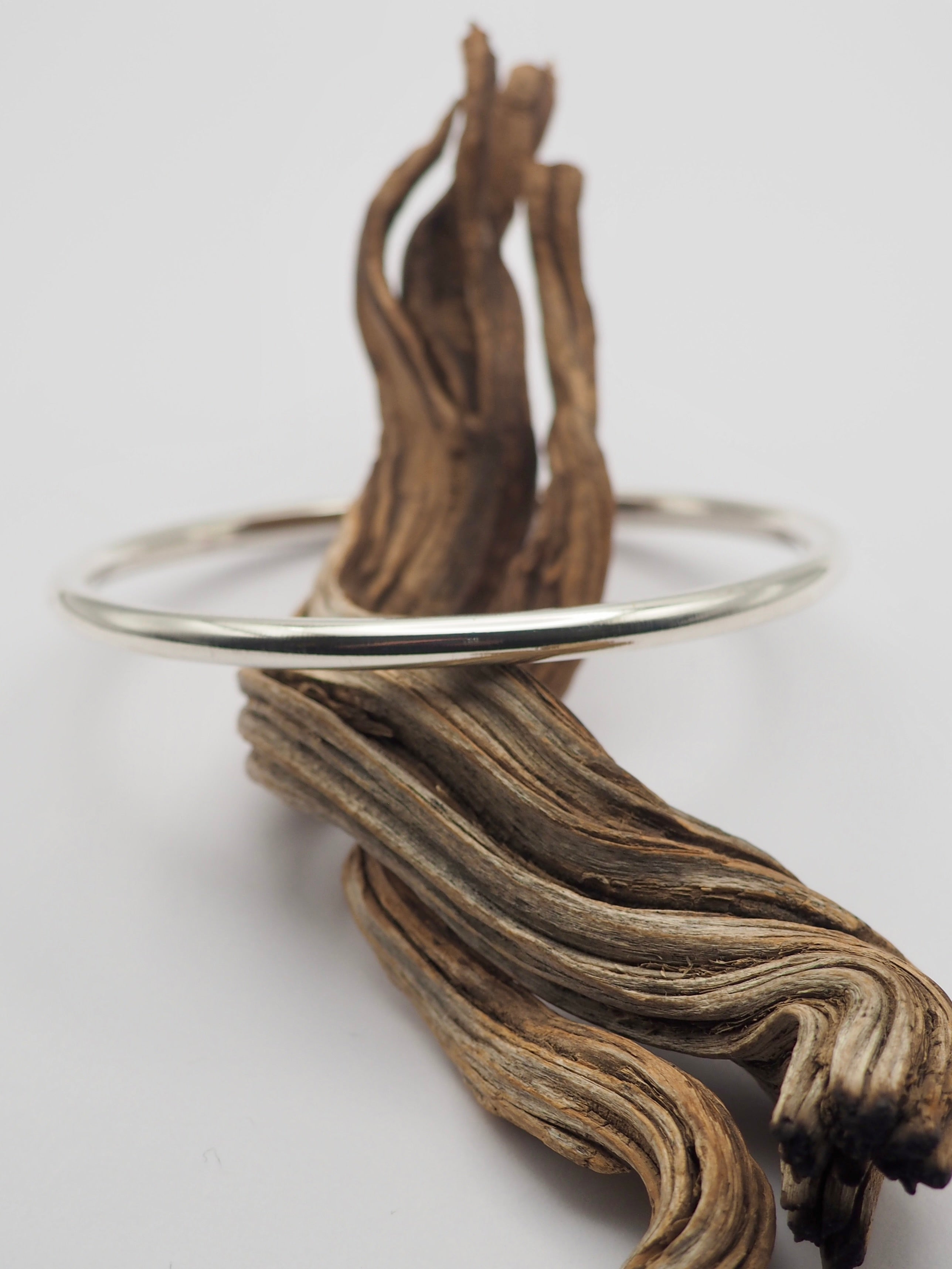 6g Sterling Silver Round Bangle S/M