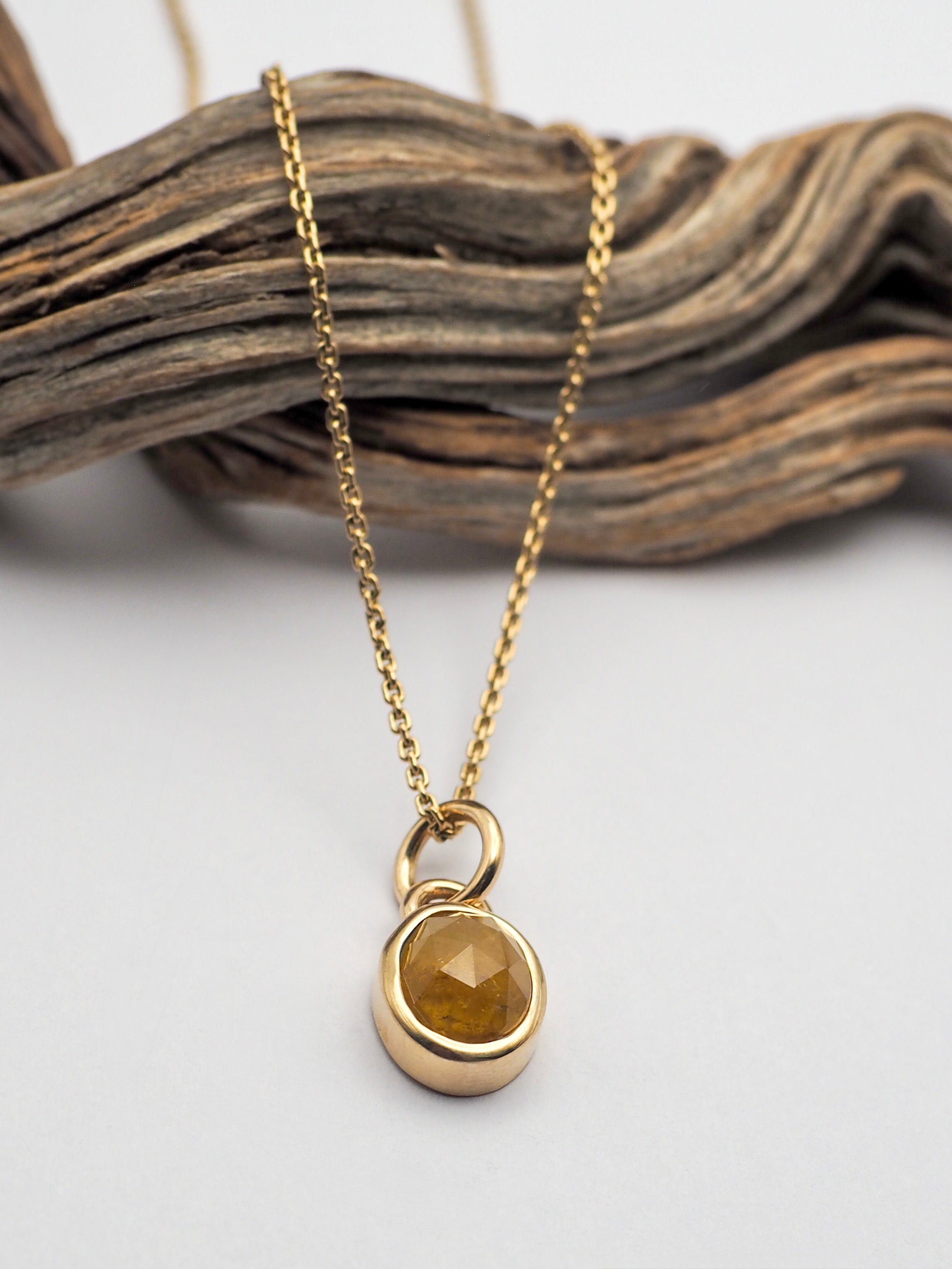 Yellow Umba Sapphire 14K Gold Chunky Rosecut Pendant