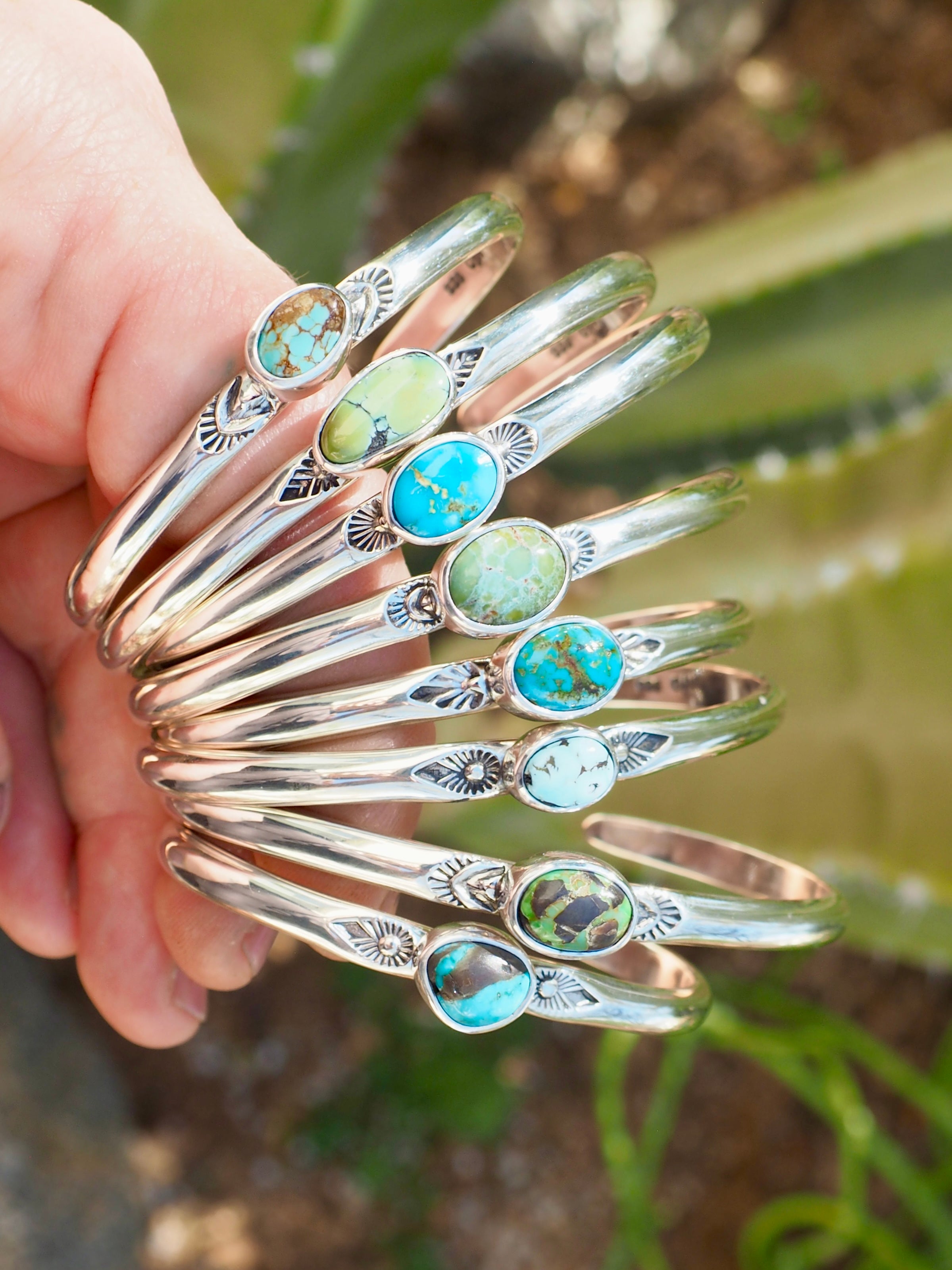 Carico Lake Turquoise Sterling Silver Lightweight Cuff XS