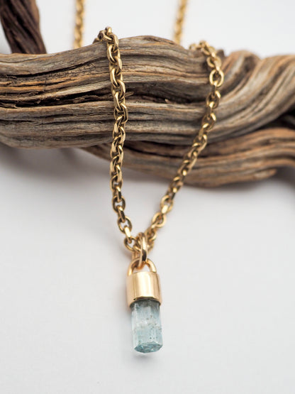 Aquamarine 14k Gold Pendant