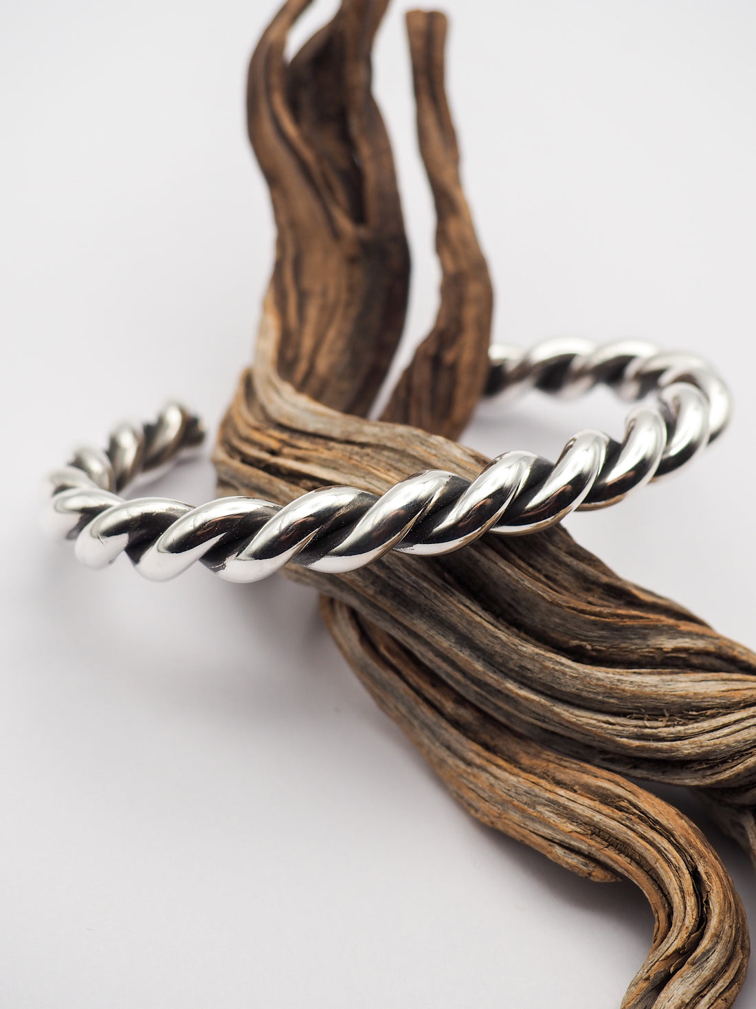 6g Fine Silver Twist Cuff M/L