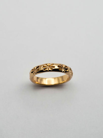 Sparkle 14k Gold Stacker Ring Size 6