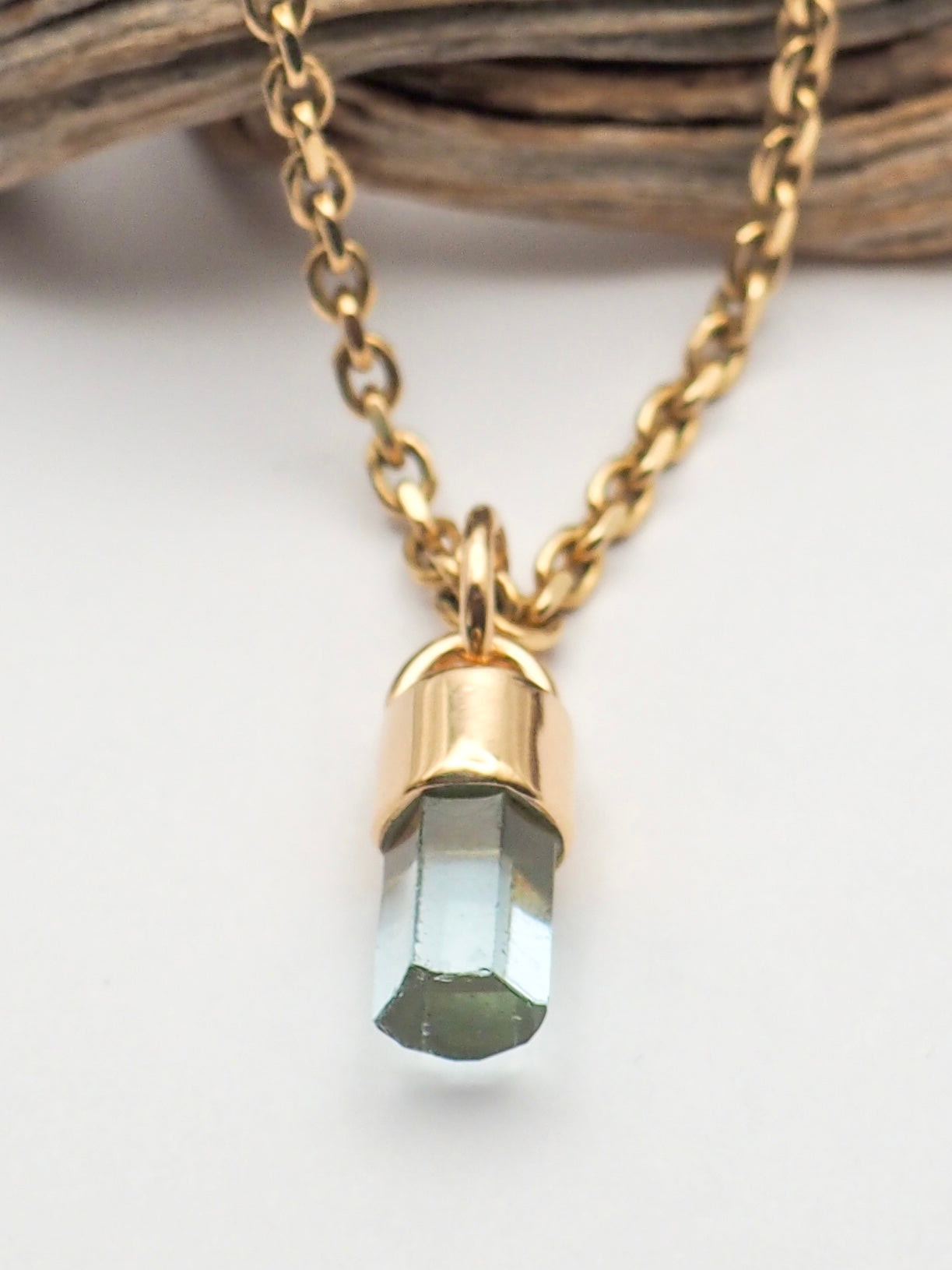 Gem Vanadium Beryl 14k Gold Pendant
