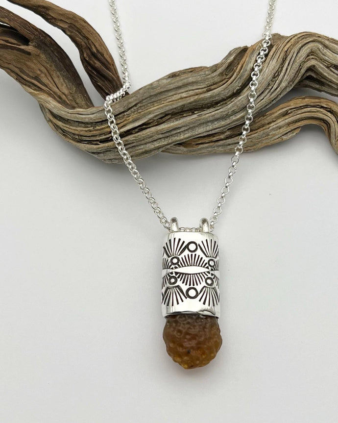 Gobi Desert Agate Eye/Fan Talisman Necklace