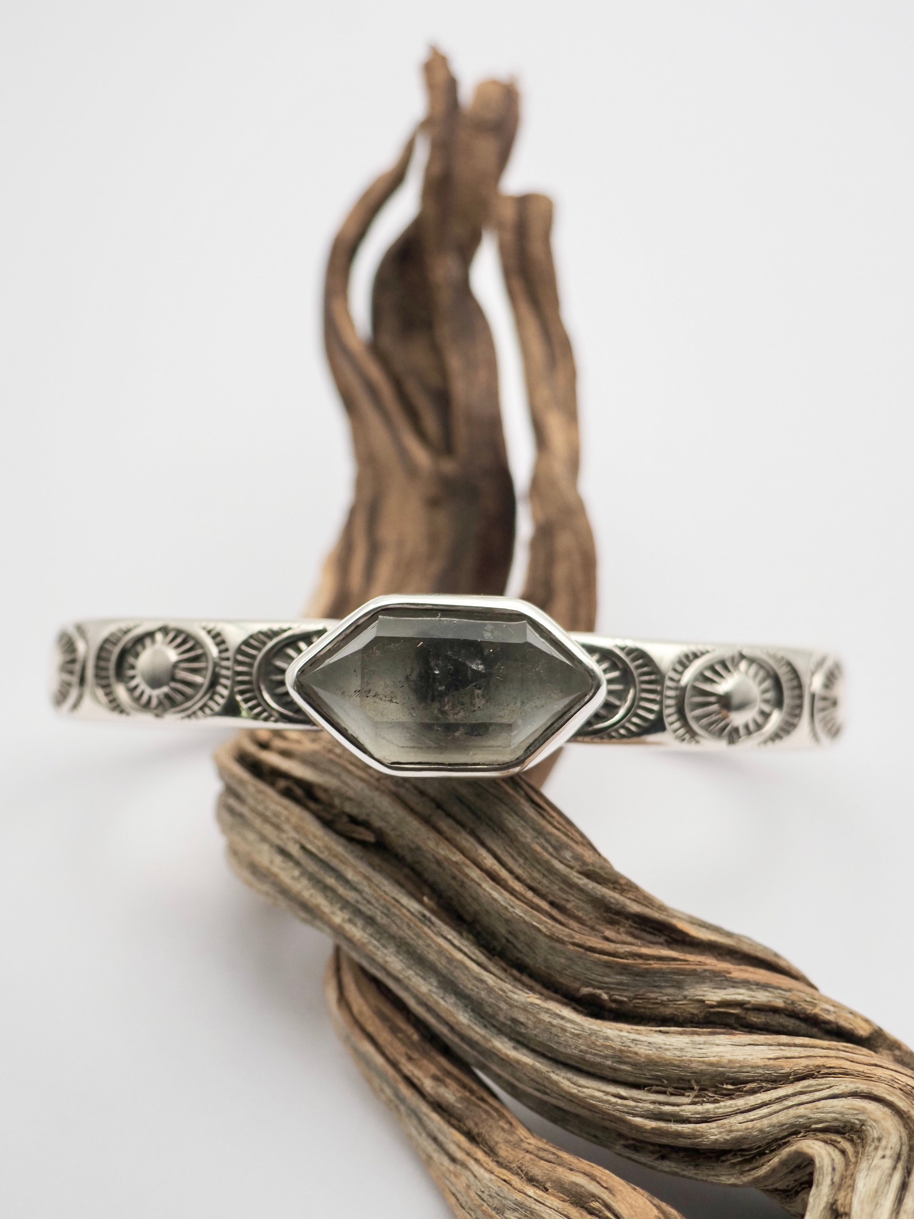 Tibetan Quartz Sunburst Heavyweight Stacker Cuff S/M