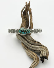 Carico Lake Turquoise Eye Heavyweight Stacker Cuff S/M