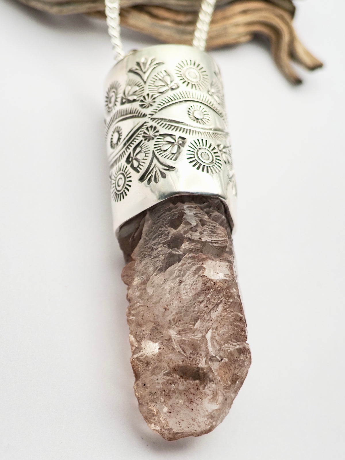 Nirvana Quartz Big Eye Talisman Necklace