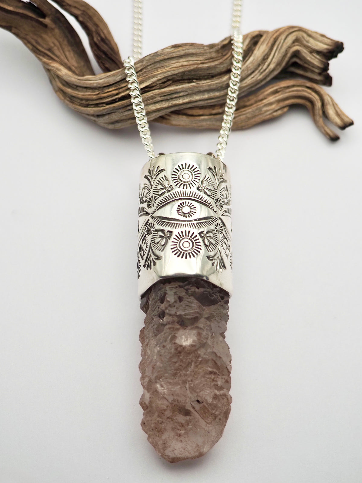 Nirvana Quartz Big Eye Talisman Necklace