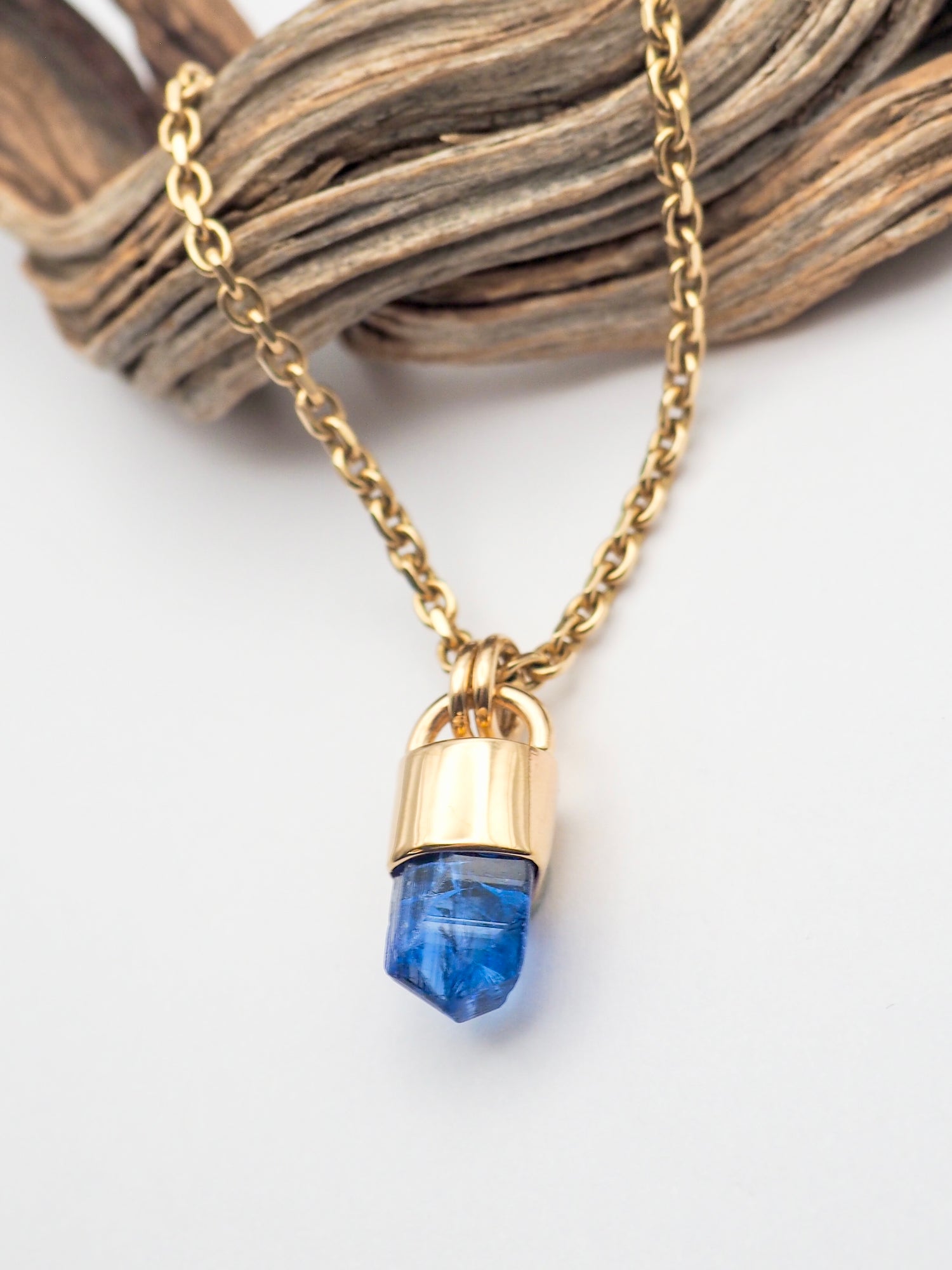 Tanzanite 14k Gold Pendant