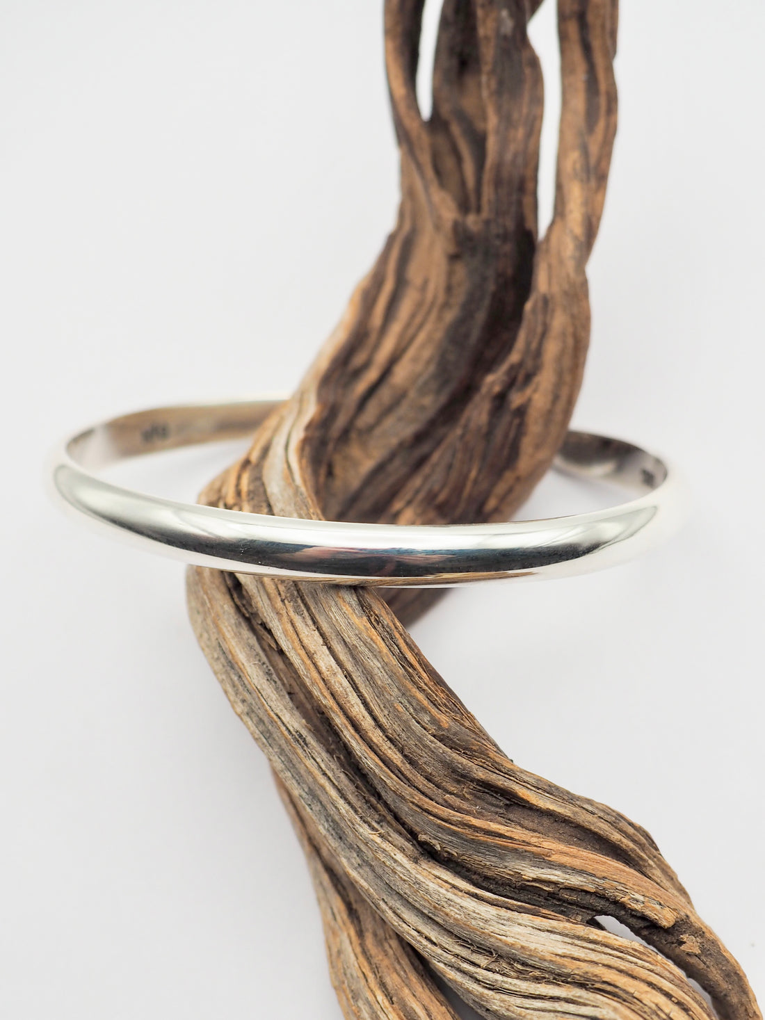 MTO Smooth Lightweight Stacker Cuff