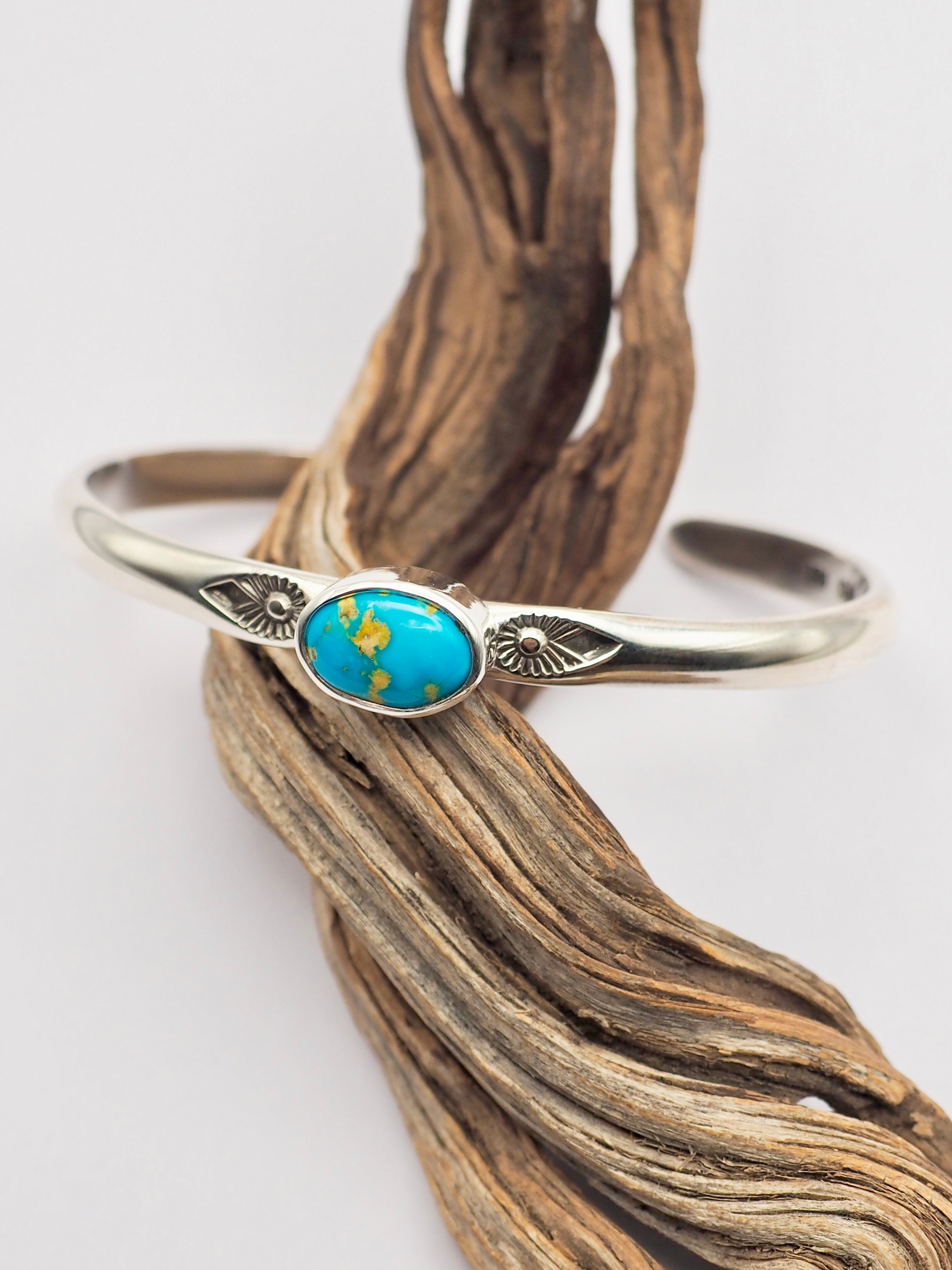 Sierra Bella Turquoise Sterling Silver Lightweight Cuff S/M