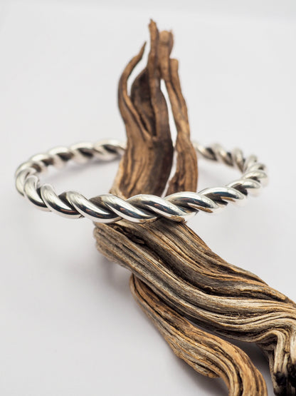 MTO 6g Heavyweight Fine Silver Chunky Twist Bangle