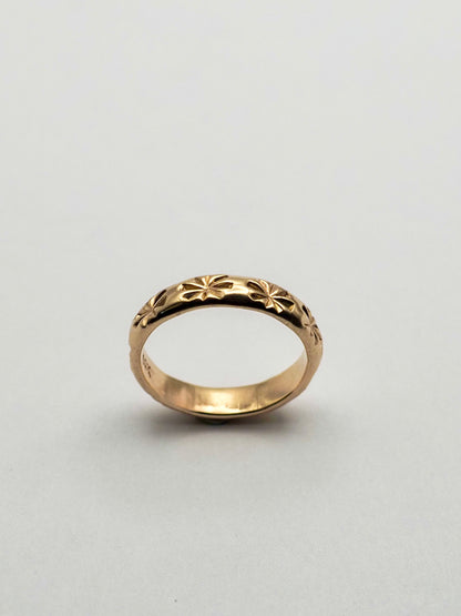 Sparkle 14k Gold Stacker Ring Size 6