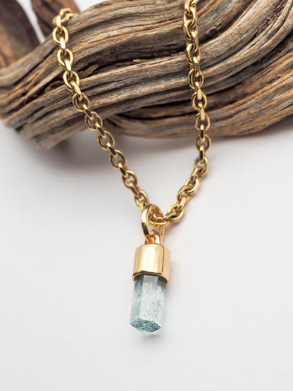 Aquamarine 14k Gold Pendant