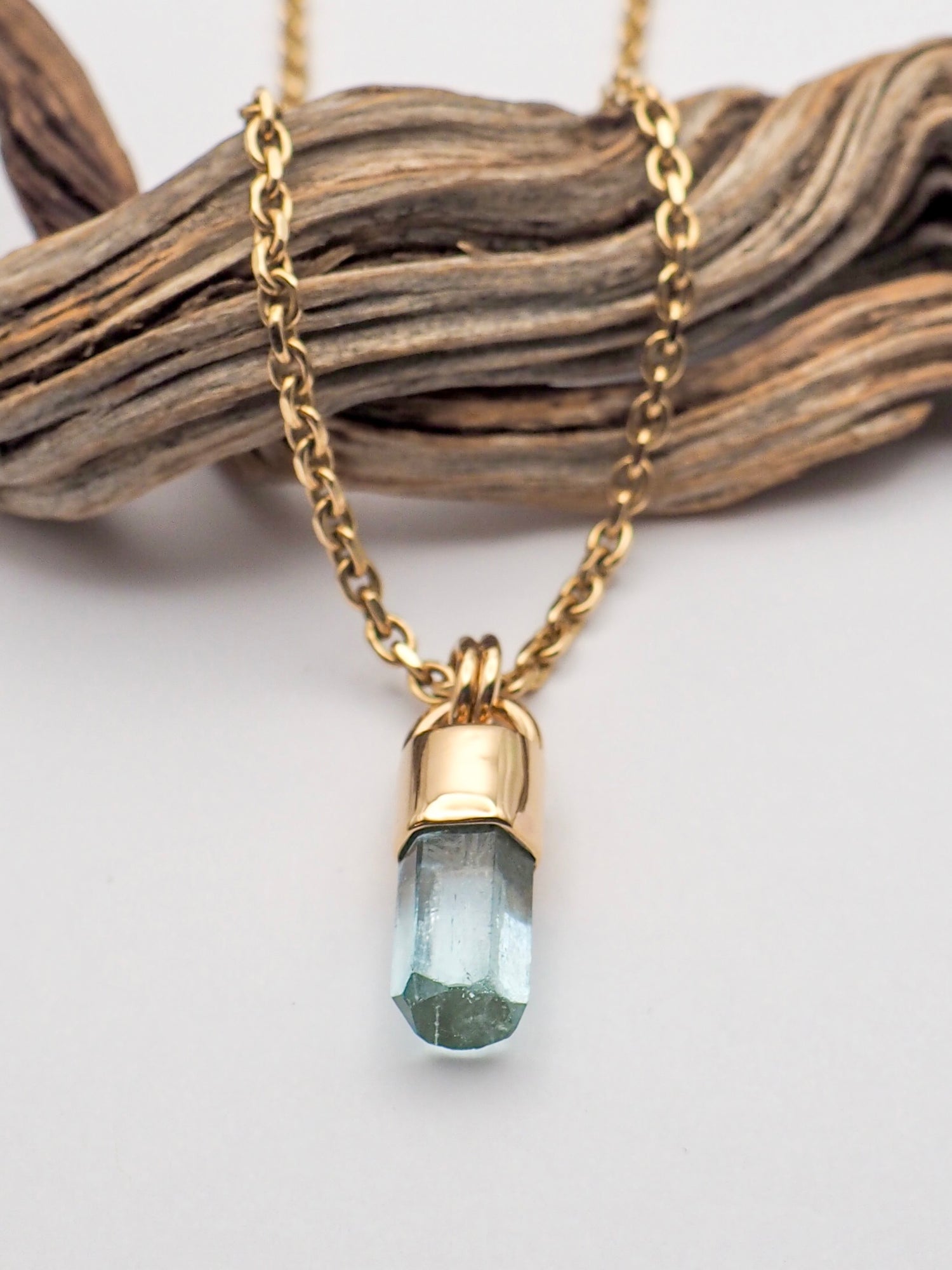Gem Vanadium Beryl 14k Gold Pendant