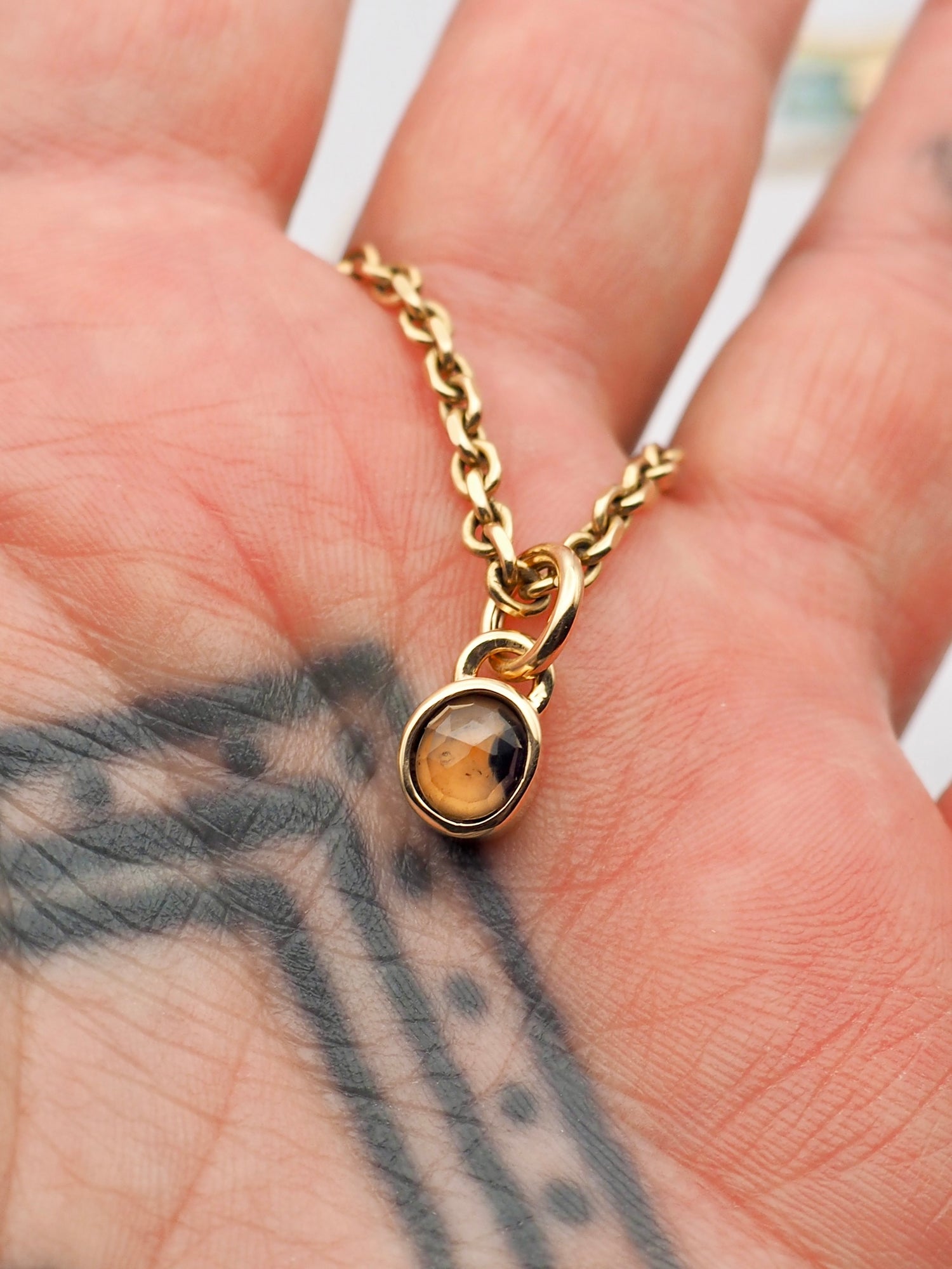 Songea Sapphire 14k Gold Mini Pendant