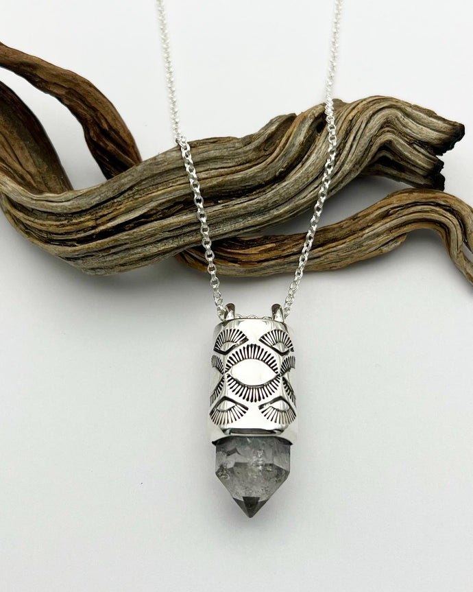 Tibetan Quartz Eye/Fan Talisman Necklace