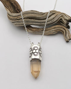 🏳️‍🌈Tangerine Quartz Oasis Talisman Necklace
