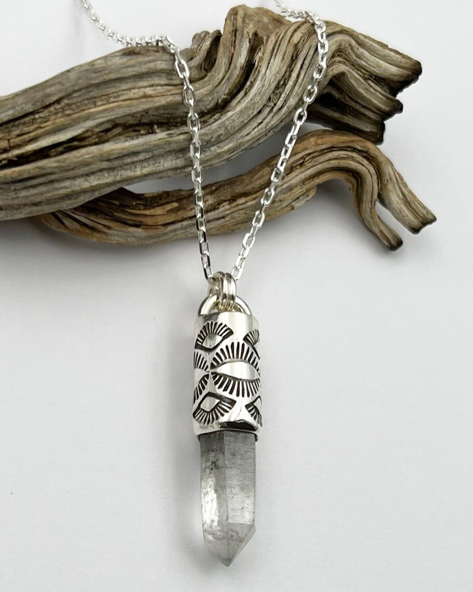 Tibet Quartz Eye/Fan Talisman Necklace