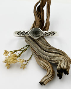 Tibetan Quartz Agave Burst Stacker Cuff S/M
